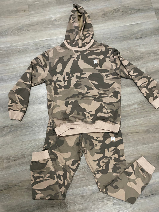 Camouflage jogging suit